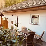 Mit Terrasse Fuer Bis Zu 4 Personen דירה *